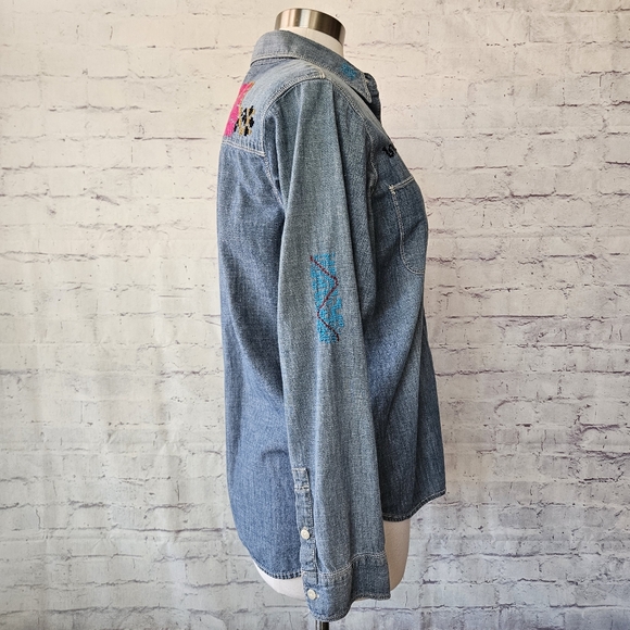 Madewell Embroidered Chambray Button Up Shirt Medium - Picture 3 of 14